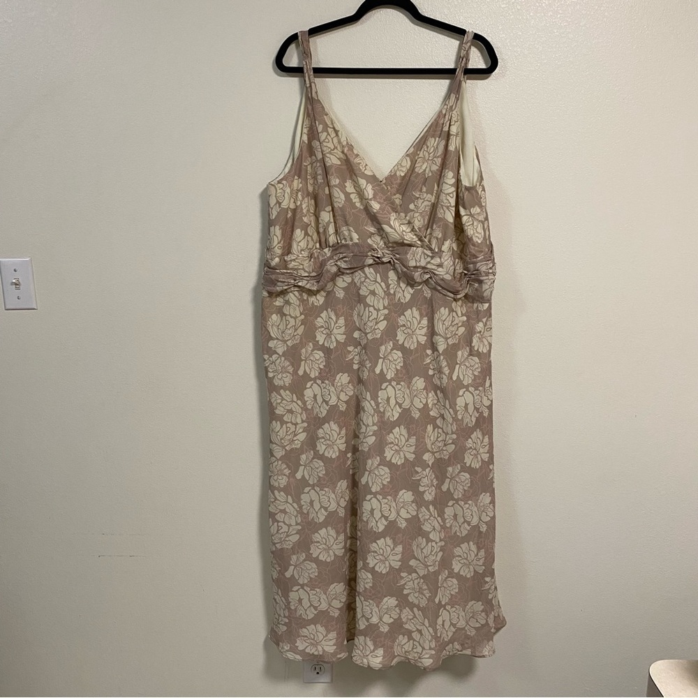 Lane Bryant Sleeveless MIDI Floral print Dress Size 26